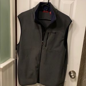 Men’s IZOD vest